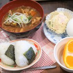 カフェ 華 - 豪華な朝ごはんて感じ