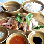 シンガポール海南鶏飯 水道橋店