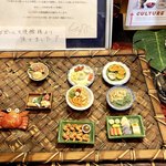 シンガポール海南鶏飯 - レジ前のミニチュア