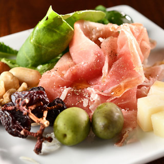 立飲みワイン GRECO_1