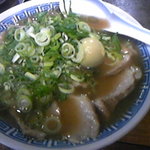 大とら - ラーメン。黄身つき（メンマの代わり）