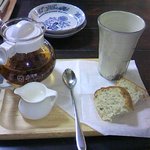 カントリーストア - 春摘み紅茶とお茶うけ