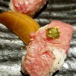 万風 - 和牛ヒウチにぎり