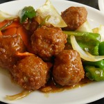 Taiwan Saikan - 肉団子中華風炒め。