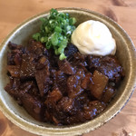 ピュアスープラーメン シズク - チャーシューマヨ丼
            混ぜるか混ぜないかマヨッて混ぜました！