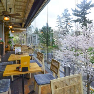 大人な街 神楽坂で心和むおしゃれカフェ9選 神楽坂 飯田橋 食べログまとめ