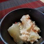 太郎の台所 - 大根と鶏ひき肉のあんかけ