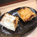 寿司大 - 穴子握り塩と醤油