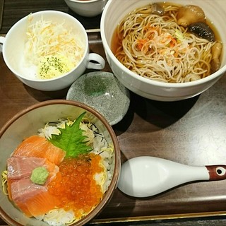 海鮮炭焼き処 絆_0