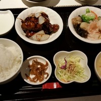 御膳房 六本木店 - スペシャルランチ1,680円。