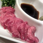 やきとり・ホルモン串　もりしん - タン刺し