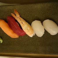 ブッフェアンドカフェ スロープサイドダイナー ザクロ - 