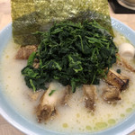 ラーメン家 - 塩チャーシュー（ほうれん草トッピング）