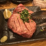 Yakiniku Hidari - 