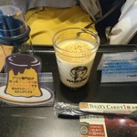 タリーズコーヒー ウィズ マーロウ - ビーカー返すと200円返金