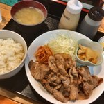 ごはんの店 絆 - しょうが焼定食