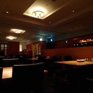 マダム シェンロン 有明_2