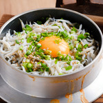 Shirasu Kamameshi (rice cooked in a pot)