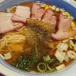 麺屋 悠 - チャーシュー麺(950)、大盛(50円)