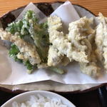 釜宗 - メヒカリ、春菊の天ぷら