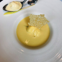 TRATTORIA CREATTA - とうもろこしの冷製スープとババロア　焼きとうもろこしのアイス添え