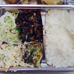 弁当・惣菜「サトー食品」 - 幕の内弁当（ごはん下段）