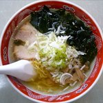 Shokujidokoro Ikkyuu - 塩ラーメンのアップ