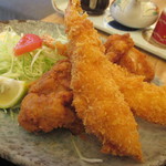 旬菜湯島なんてん - 「海老フライと鶏の唐揚げ」（890円）