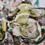 Barca. - 静岡県産オリーブオイルとクラタペッパー