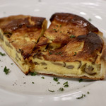 Barca. - 赤ニシ貝とキノコのキッシュ