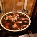 西尾さん - おでんはこんな感じであるのでセルフ