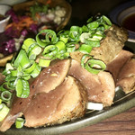 Bistro coda - ◼︎牛レバーのレバテキ¥700-
      ※とにかくボリュームが凄い！