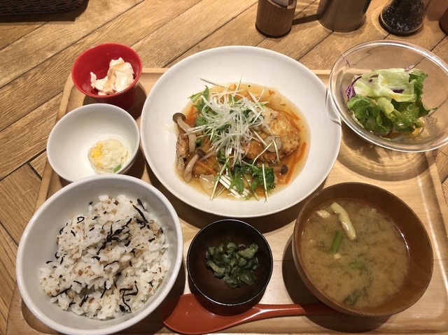 おぼんdeごはん 武蔵小杉店 武蔵小杉 定食 食堂 食べログ