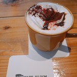 CAFE BLOOM - 