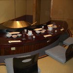 まつむら - 掘りごたつ式の天婦羅専用の個室