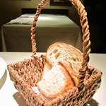 オザミ・デ・ヴァン - パン(フォカッチャを食べた後)。