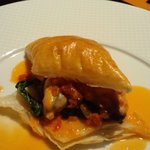 G－Dining 光彩 - ムール貝のフイユテ　トマト風味