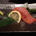 牛兵衛 草庵 小田急新宿店 - 牛大トロあぶり握り