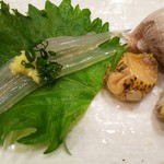 築地寿司清 - お通し 白魚とバイガイ