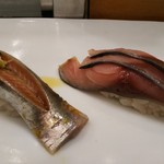 築地寿司清 - 旬のサバ、となりは、鰯