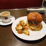 エーエス クラシックス ダイナー - ハンバーガーランチ