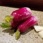 鮨匠 のむら - (31)甘日大根
      もうお腹いっぱいなのに、ついついポリポリ食べちゃいます。
      すっきり爽やかな漬け具合です。