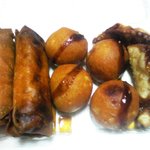 盧山 - 今日のお土産　春巻きがカレー味でした！！美味い！！