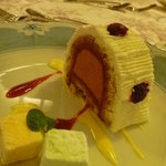 레스토랑 타이만 - デザート：ジャボレーのアイスケーキ　マンゴーと青りんごのギモーヴ