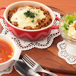 Zicca - ミートドリア　　スープサラダ付き