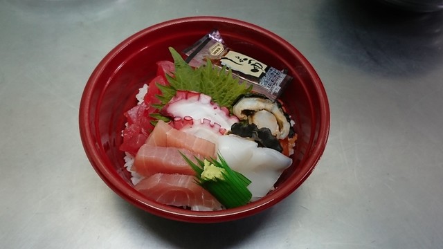 魚しげ 那覇前島店 ウオシゲ 美栄橋 魚介料理 海鮮料理 食べログ 魚しげ 那覇前島店 ウオシゲ 美栄橋 魚介料理 海鮮料理 食べログ