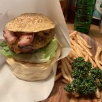 CHATTY CHATTY - ベーコンチーズバーガー