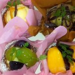 ベーカリー・パレード - 一つ200円くらい