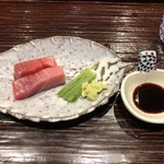 かま田 - サービスで頂いちゃったやま幸さんのマグロ。