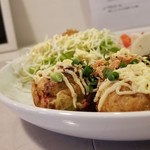 Shiromari Kafe - たこ焼きは塩マヨネーズです。